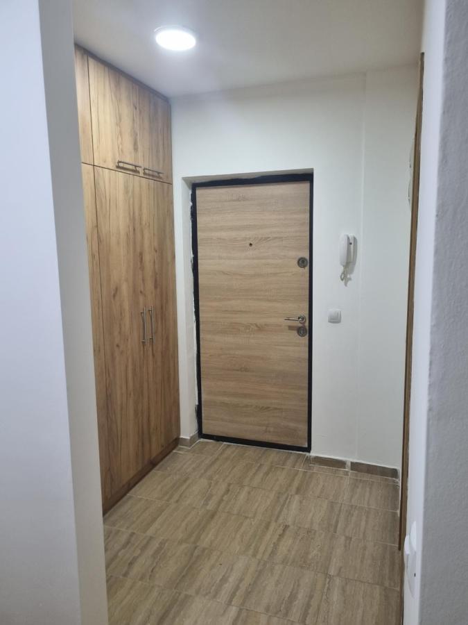 Golden Sun Skopje Apartment ภายนอก รูปภาพ